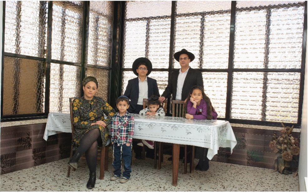 Шахар и Ширли Бакши и их дети: Якир Цион, Авишаг Сара, Ноа и Ури. Музей АНУ третий этаж